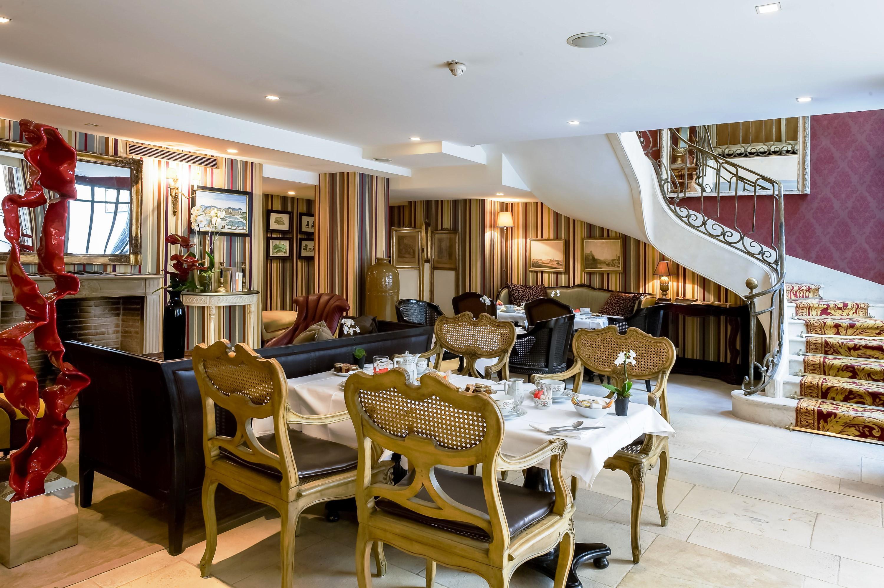 Hotel Chateaubriand Paryż Zewnętrze zdjęcie