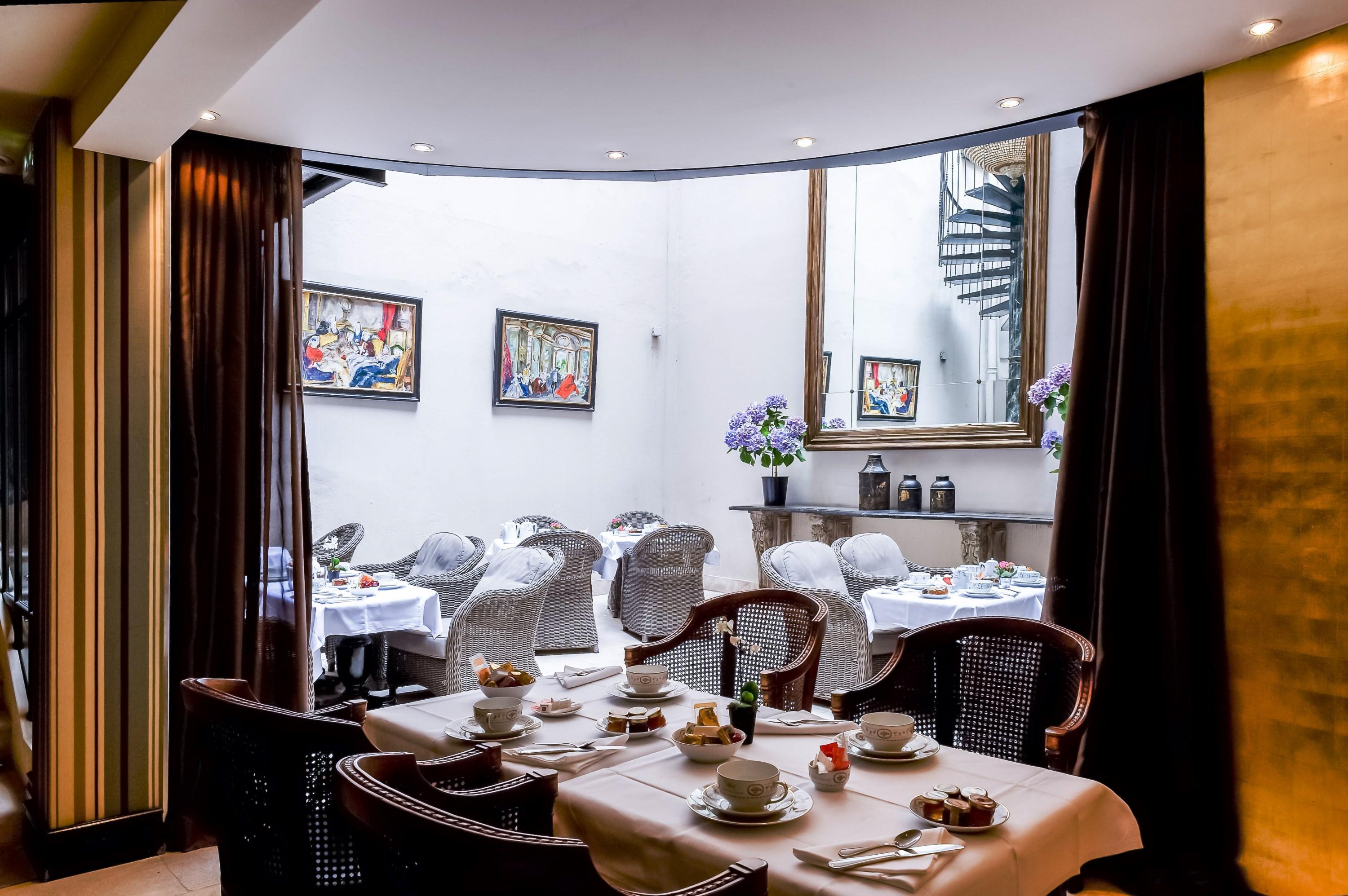 Hotel Chateaubriand Paryż Zewnętrze zdjęcie